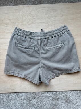 GAP Cotton Tencel Drawstring Pull-On Chino Shorts Womens Khaki Sz S